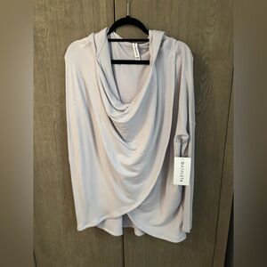 Athleta Purana Wrap Lavender size L.